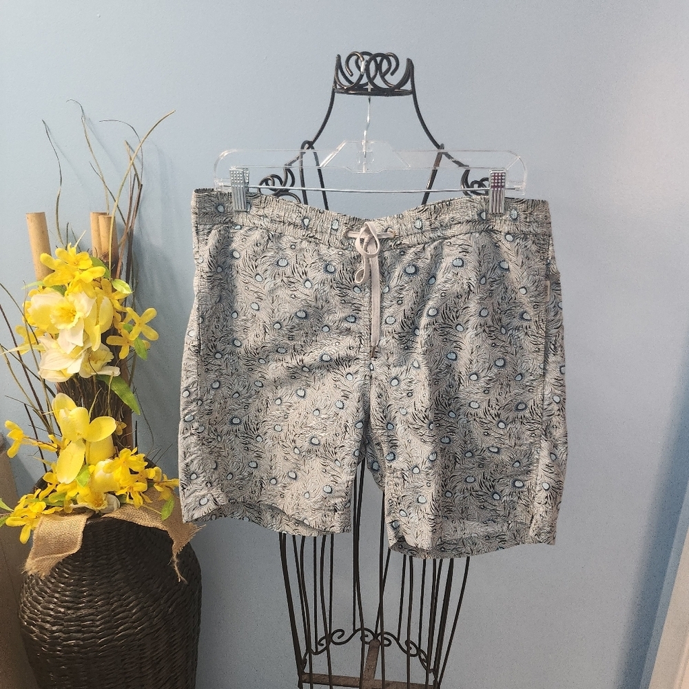 Onia swim trunks size M